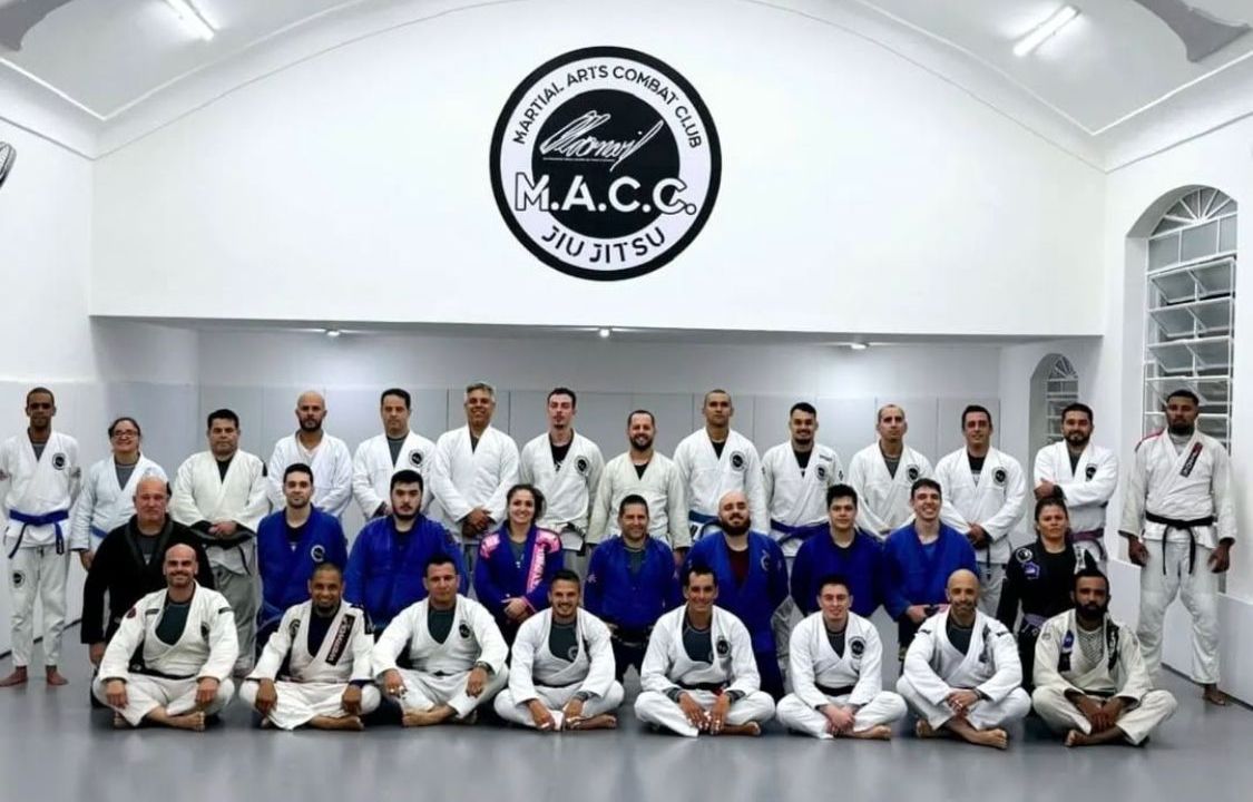 Imagem da estrutura da academia