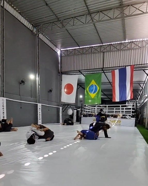 Imagem da estrutura da academia