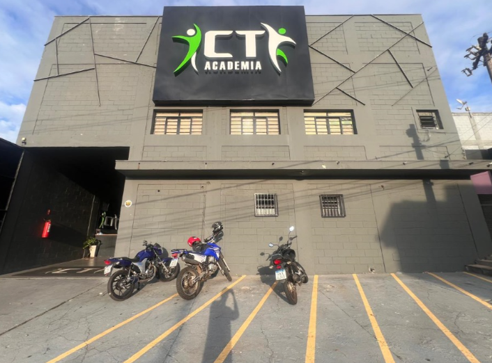 Imagem da estrutura da academia