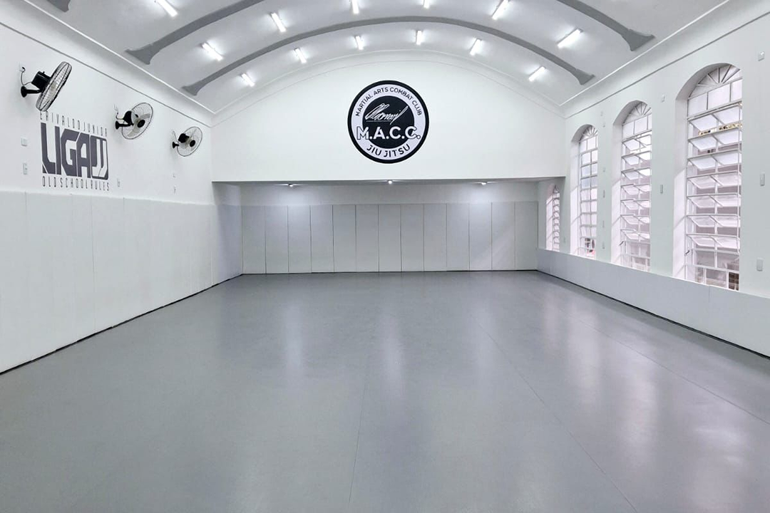 Imagem da estrutura da academia