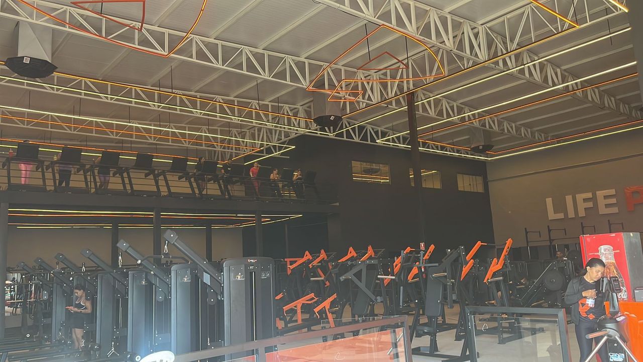 Imagem da estrutura da academia