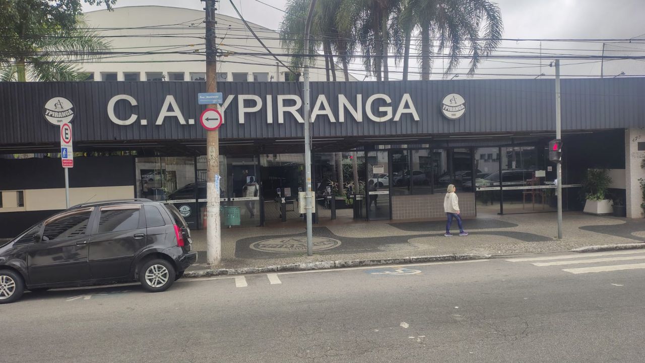 Imagem da estrutura da academia