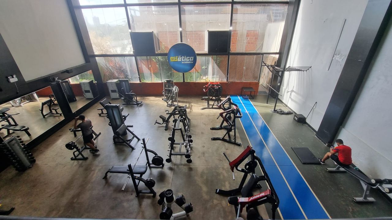 Imagem da estrutura da academia