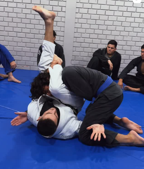 Imagem da estrutura da academia
