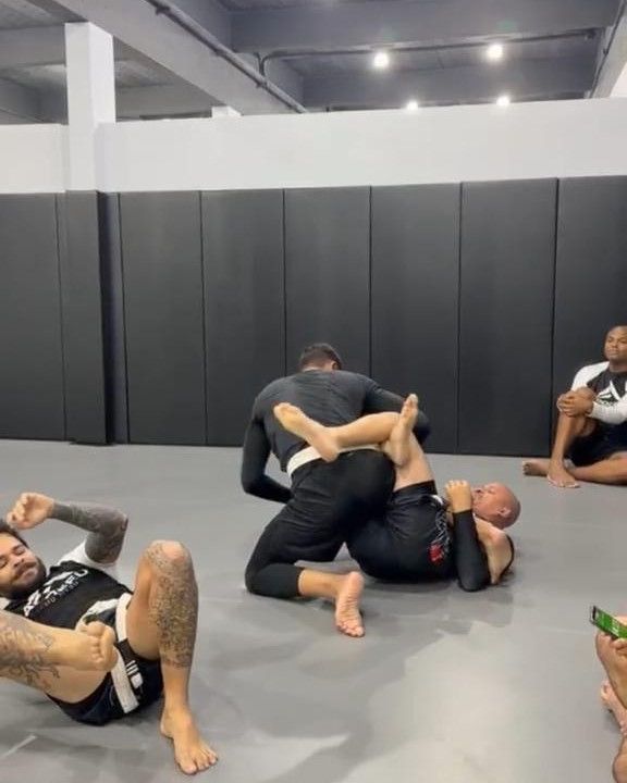Imagem da estrutura da academia