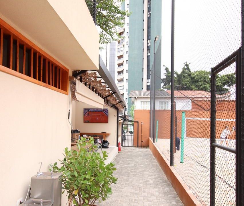 Imagem da estrutura da academia